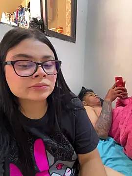 Snapshot of alissonfernandez_ chatting on July 13, 2026, 4:10 pm alissonfernandez online show from July 13, 2026, 4:10 pm