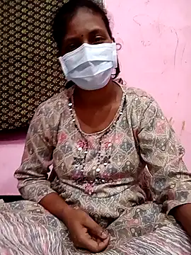 Villageammu18 online show from February 10, 2026, 2:32 pm