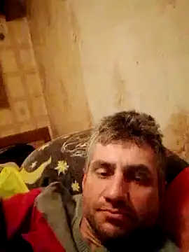 Snapshot of Gotowy40 chatting on December 19, 2024, 1:07 am Gotowy40 online show from December 19, 2024, 1:07 am