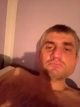 Snapshot of Gotowy40 chatting on October 28, 2025, 3:10 am Gotowy40 online show from October 28, 2025, 3:10 am