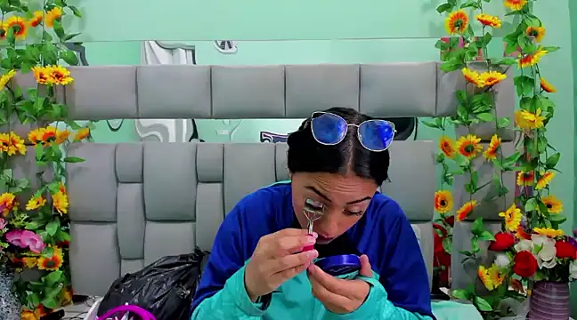 Lovely celeste online show from December 12, 2024, 3:54 am