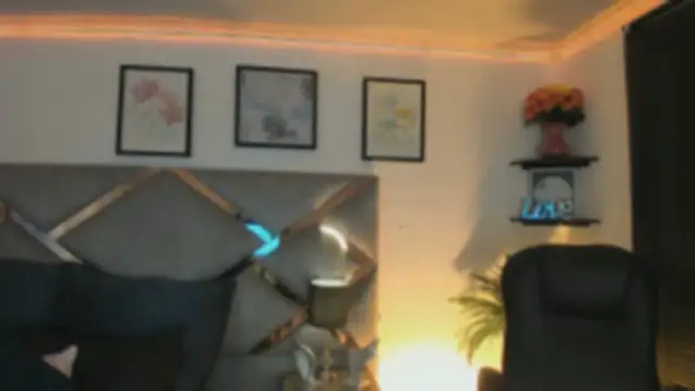 Snapshot of marian_pinzon chatting on May 19, 2026, 7:09 pm marian pinzon online show from May 19, 2026, 7:09 pm
