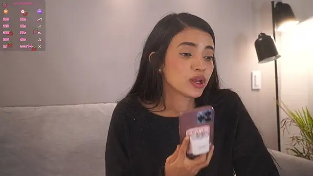 Snapshot of Ninamirley chatting on July 24, 2026, 3:21 pm Ninamirley online show from July 24, 2026, 3:21 pm