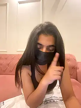 Emmy kapoor online show from December 21, 2025, 10:17 pm