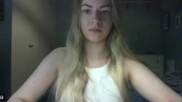 Snapshot of ROSIEx_sweet chatting on May 7, 2026, 6:52 am ROSIEx sweet online show from May 7, 2026, 6:52 am