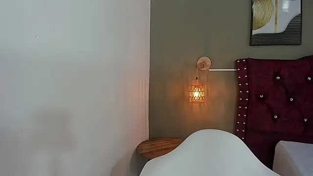 angela nix online show from December 16, 2025, 3:06 pm