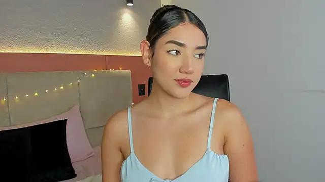 Snapshot of AniiRose chatting on November 26, 2025, 12:55 am AniiRose online show from November 26, 2025, 12:55 am