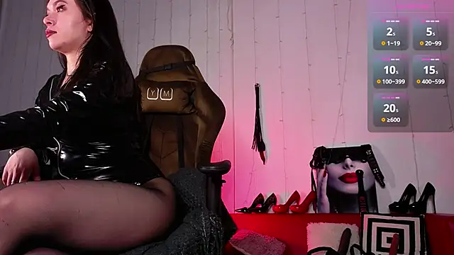 Snapshot of Vanessa_Ives_ chatting on May 10, 2026, 8:36 pm Vanessa Ives online show from May 10, 2026, 8:36 pm