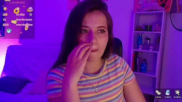 Snapshot of Soy_abby chatting on January 13, 2025, 11:27 pm Soy abby online show from January 13, 2025, 11:27 pm