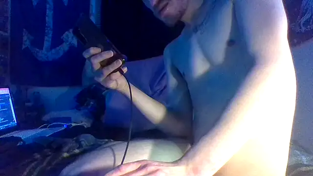 Snapshot of ATwinkie chatting on February 19, 2025, 8:33 am ATwinkie online show from February 19, 2025, 8:33 am