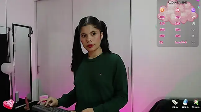 cutehanna1 online show from February 13, 2025, 8:03 pm