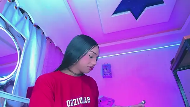 TiffanyMackensyy online show from May 31, 2026, 1:14 am
