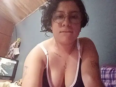 Lia mar moon online show from June 28, 2026, 10:27 pm