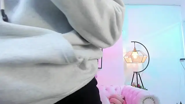 Theia moon online show from January 30, 2025, 12:27 pm