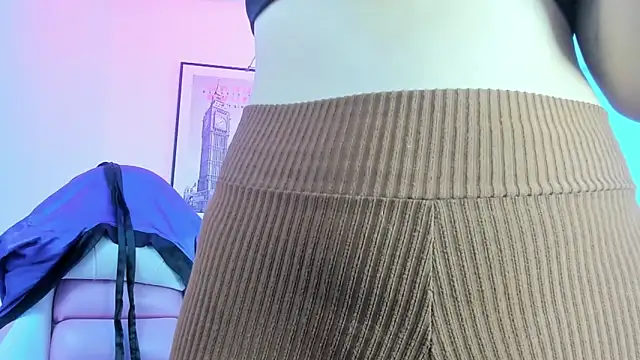 Theia moon online show from February 7, 2025, 12:39 pm