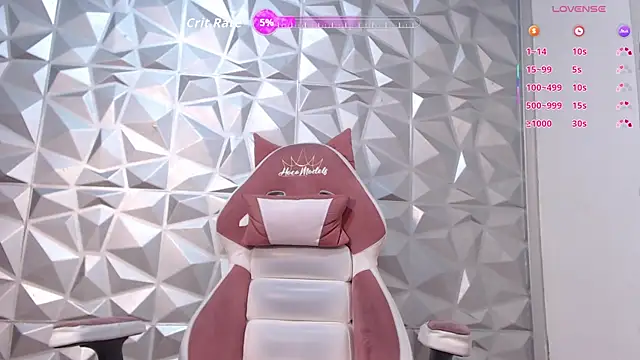 Snapshot of NAOMI_WINDSOR chatting on September 10, 2025, 6:30 pm NAOMI WINDSOR online show from September 10, 2025, 6:30 pm