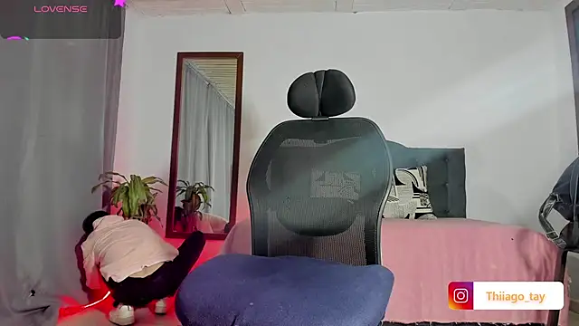 Thhiago tay online show from March 23, 2025, 5:00 am