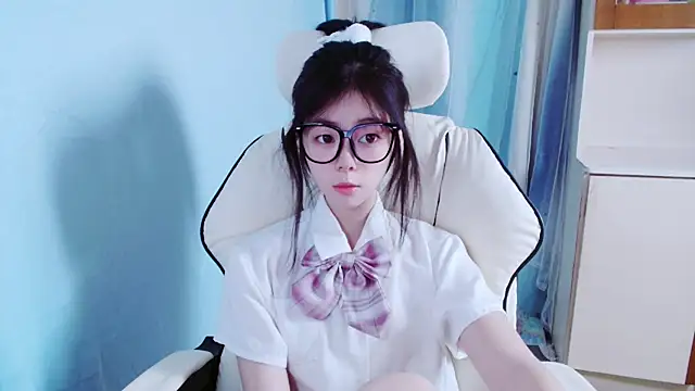 xiyao1314 online show from October 25, 2025, 2:08 am