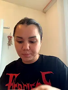 Snapshot of MiraMiss chatting on October 19, 2025, 5:52 am MiraMiss online show from October 19, 2025, 5:52 am
