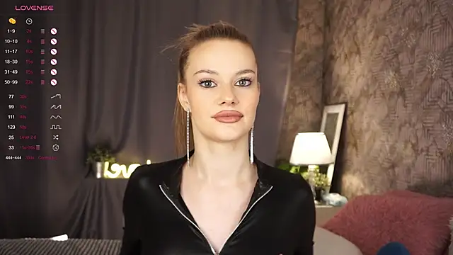 DorisHalsted online show from December 11, 2024, 8:07 pm