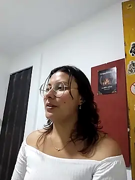 Noellesable online show from February 21, 2025, 4:18 am