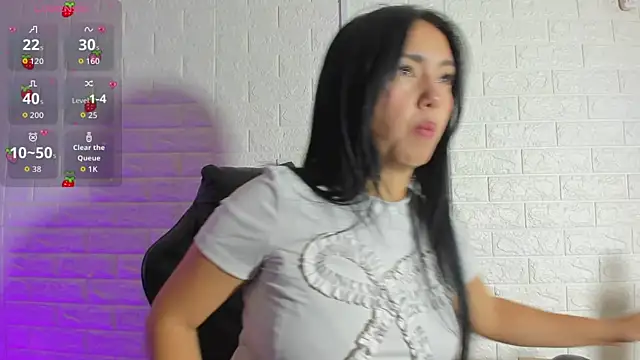 sweet kitty0110 online show from February 26, 2026, 8:30 pm