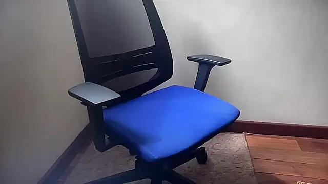 Mrbiceps23 online show from June 29, 2026, 7:47 am