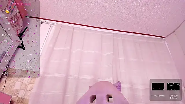 Snapshot of mia_johns_ chatting on December 27, 2024, 11:39 am mia johns online show from December 27, 2024, 11:39 am