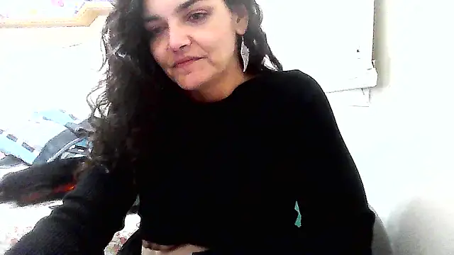 Snapshot of escritorasafada chatting on November 2, 2025, 2:14 am escritorasafada online show from November 2, 2025, 2:14 am