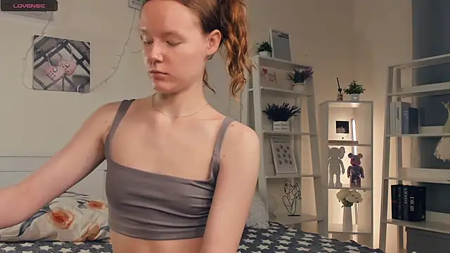 ZaraBluitt online show from October 26, 2025, 7:25 am