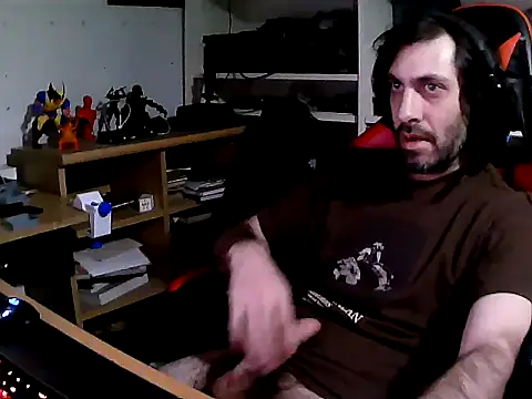 Snapshot of johnwood88 chatting on November 12, 2025, 5:41 am johnwood88 online show from November 12, 2025, 5:41 am