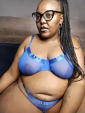 Snapshot of CHERRYYUMMY chatting on April 29, 2026, 8:40 am CHERRYYUMMY online show from April 29, 2026, 8:40 am