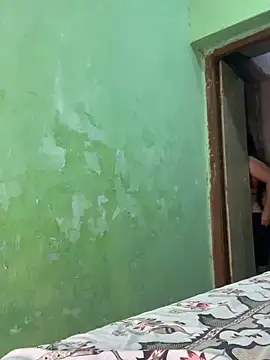 Black Glow online show from January 1, 2025, 4:39 pm