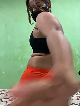 Black Glow online show from January 10, 2025, 12:58 pm