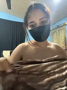 Black Glow online show from January 14, 2025, 1:38 pm