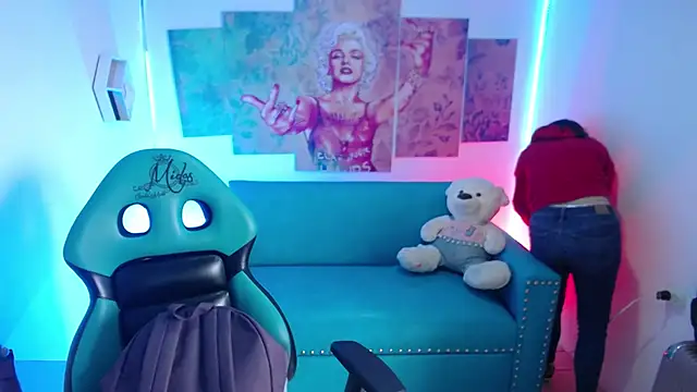 Sofi hot 4m online show from January 13, 2026, 4:23 pm