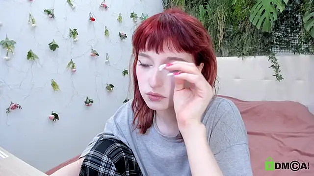 ElizaNik  online show from February 6, 2026, 9:40 pm