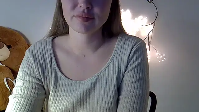 Lucky Anna online show from March 25, 2026, 4:57 pm