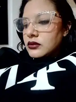 frreeya online show from February 17, 2026, 9:21 pm