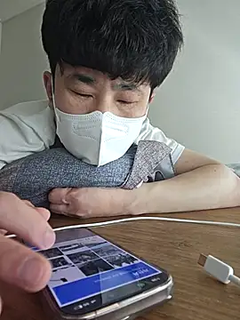 Snapshot of wlalsdldb112 chatting on March 17, 2025, 4:40 am wlalsdldb112 online show from March 17, 2025, 4:40 am