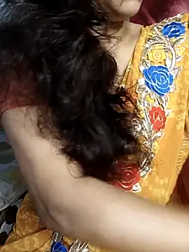 Sneha gril online show from November 18, 2025, 3:23 am