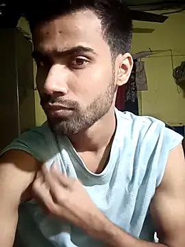 Snapshot of Skinny_Bigass_23 chatting on March 8, 2025, 6:26 pm Skinny Bigass 23 online show from March 8, 2025, 6:26 pm