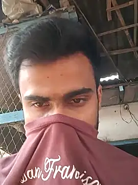 Snapshot of Skinny_Bigass_23 chatting on March 20, 2025, 7:25 am Skinny Bigass 23 online show from March 20, 2025, 7:25 am