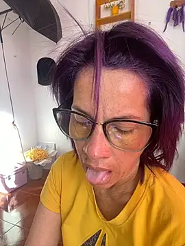 Goddess-Love- online show from November 4, 2025, 12:15 pm