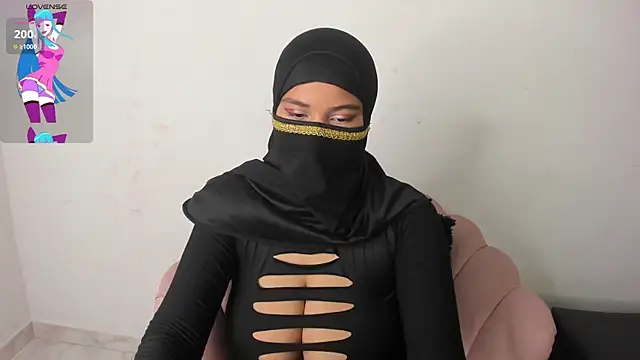 Snapshot of malek_hamdi chatting on December 1, 2024, 4:29 pm malek hamdi online show from December 1, 2024, 4:29 pm