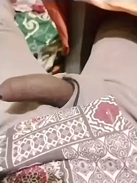 Snapshot of Muscular02 chatting on February 28, 2025, 6:41 pm Muscular02 online show from February 28, 2025, 6:41 pm