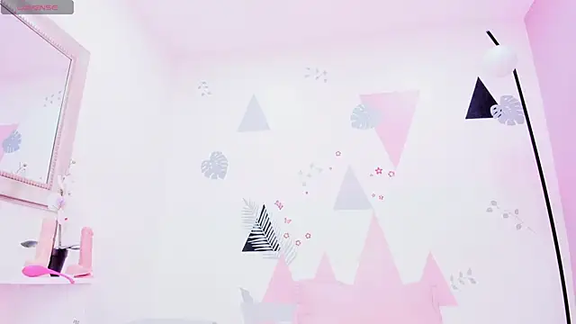 ILENAHEY online show from September 26, 2025, 8:35 pm