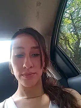 Catalinna Thompson online show from January 14, 2025, 3:57 pm