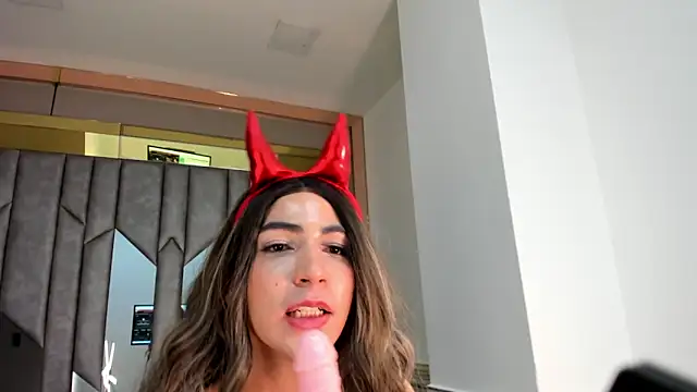 Snapshot of Kate_Dynasty chatting on January 12, 2025, 1:27 pm Kate Dynasty online show from January 12, 2025, 1:27 pm