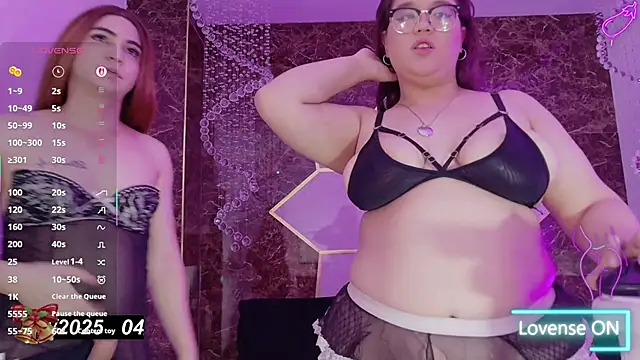 Snapshot of Kate_Dynasty chatting on December 4, 2025, 6:01 am Kate Dynasty online show from December 4, 2025, 6:01 am